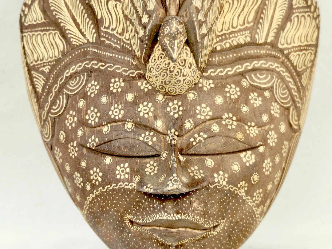 Masque Batik  Kawung en bois l ger Java Indon sie 