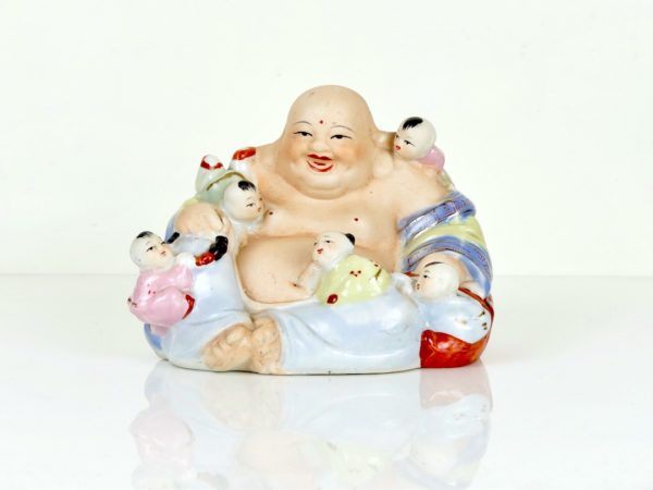 Céramique Budai entouré d’enfants (face)