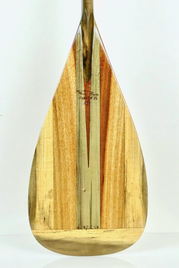 Rame de pirogue (face détail)