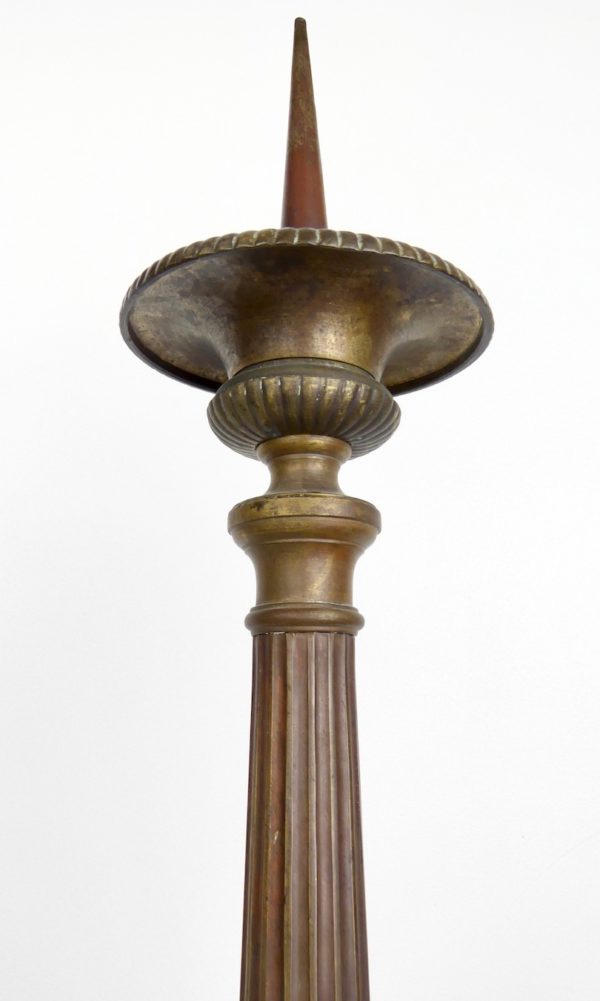 Grand pique-cierge en bronze (colonne et coupelle)