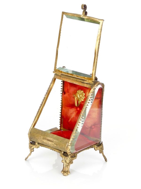 Vitrine montre à gousset (3/4 ouverte)