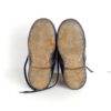 Petits souliers anciens (dessous)