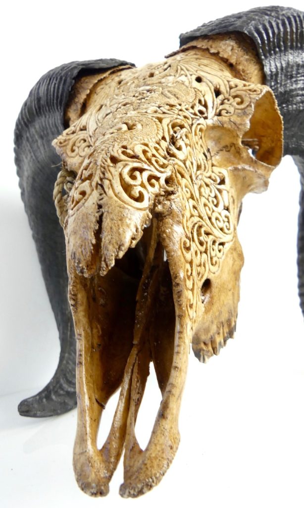 cr-ne-de-ch-vre-javanaise-sculpt-au-dragon-indon-sie-boutique-oviry