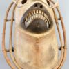 Grand masque Yupik Esprit grimaçant allongé blanc (dessous)