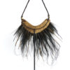 Collier à plumes de cérémonie papou (dos)