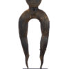 Statue anthropomorphe aux longs bras Bornéo (face)