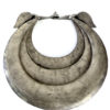 Grand collier Miao en métal argenté (dos)