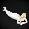 Petit nu érotique en porcelaine vintage (dessus 3/4)