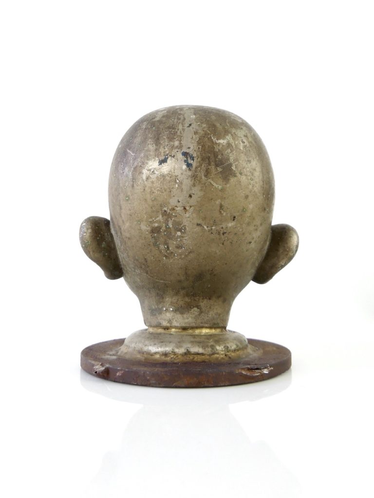 Moule À Gâteau En Silicone En Forme De Tête De Poupée 3D - Fait À La