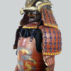 Armure de samouraï Yoroi laquée rouge (détail 3/4)