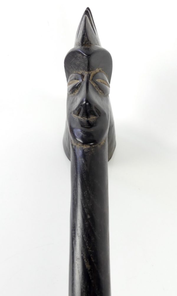 Assommoir à cochons de l’île d' Ambrym (dessus détail)