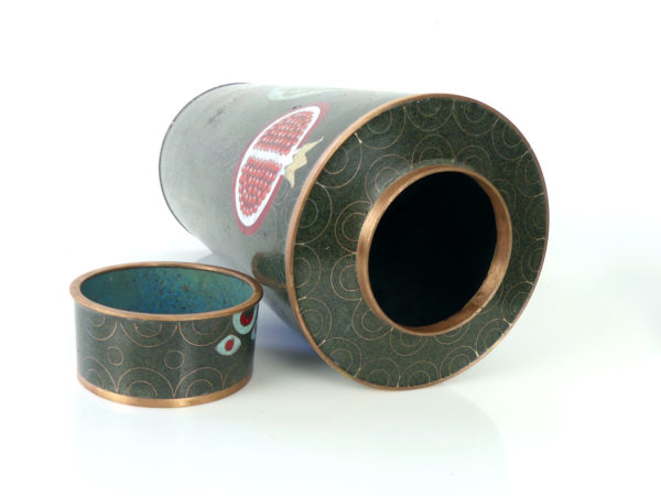 Pot long en cloisonné Serpent et Grenade (dessus ouvert 3/4)