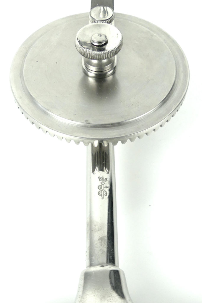 Instrument De Boucher Ancien – Acier Inoxydable – Outil Vintage De Qualité