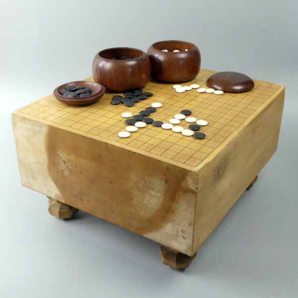 Jeu de go traditionnel japonais Shōwa (3/4 ouvert)