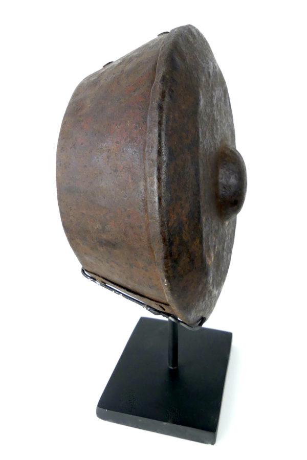 Gong javanais en fer Ageng (dessus 3/4)