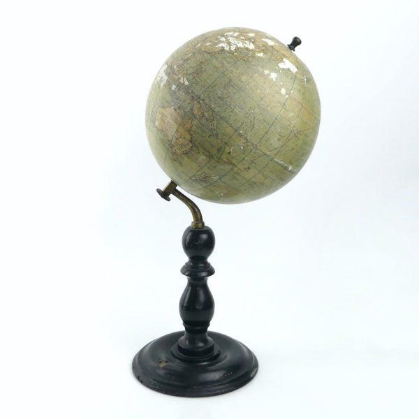 Sphère terrestre de bureau sur pied (profil)