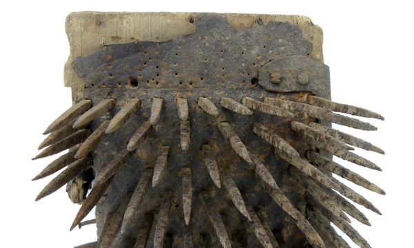 Peigne à carder XIXe (détail dessus)