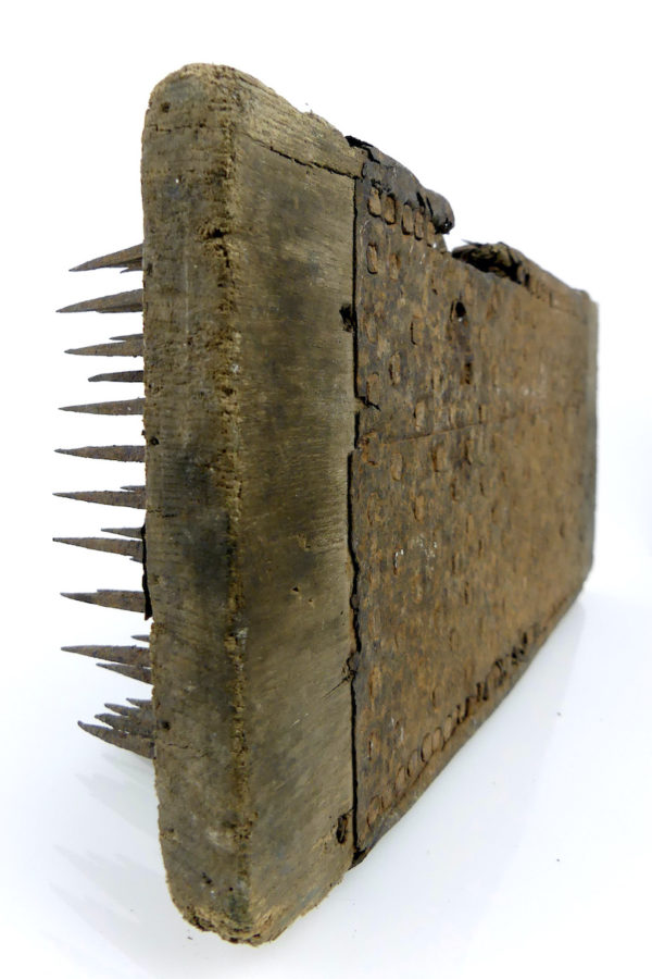 Peigne à carder XIXe (dessous)