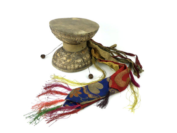 Tambourin Damaru Kapala tibétain ancien