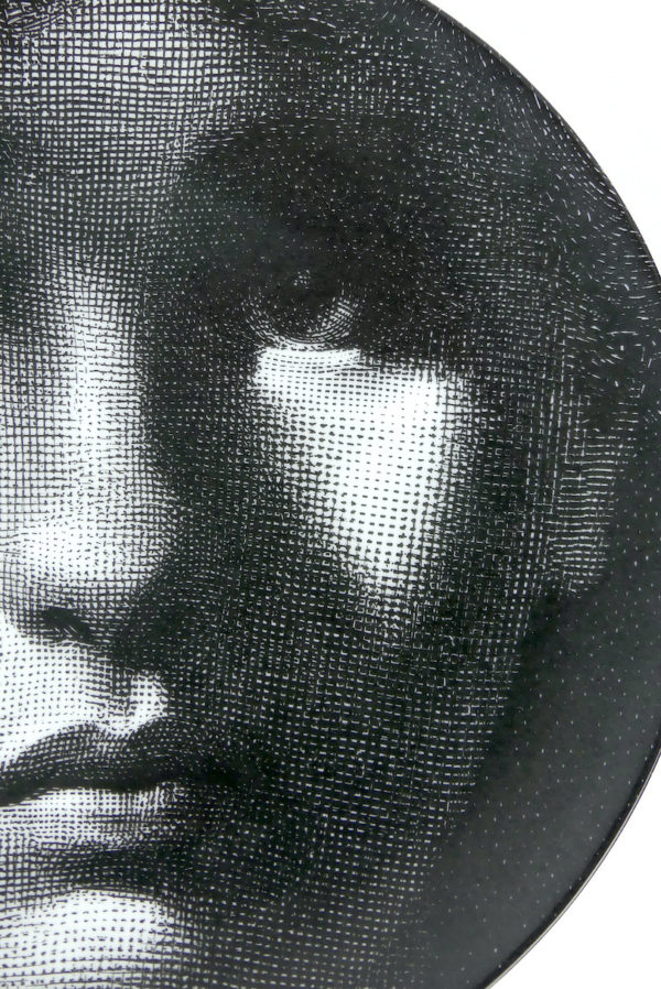 Assiette rare Tema E Variazioni 103 (détail)