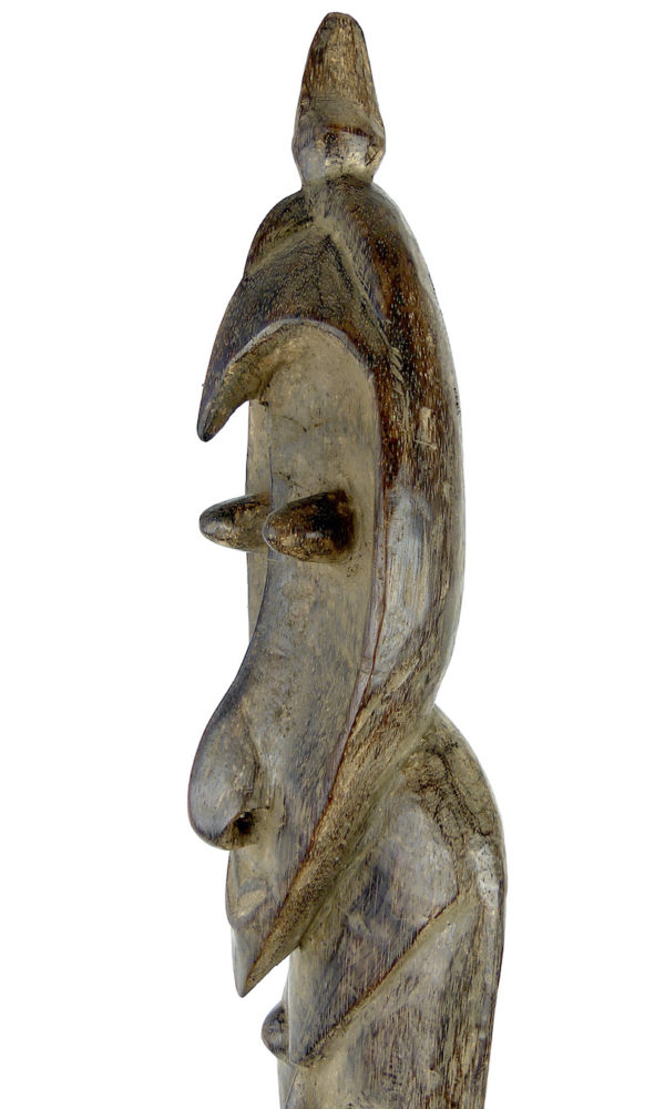 Grande statue d’ancêtre Ramu anthropo-zoomorphe (détail 3/4)