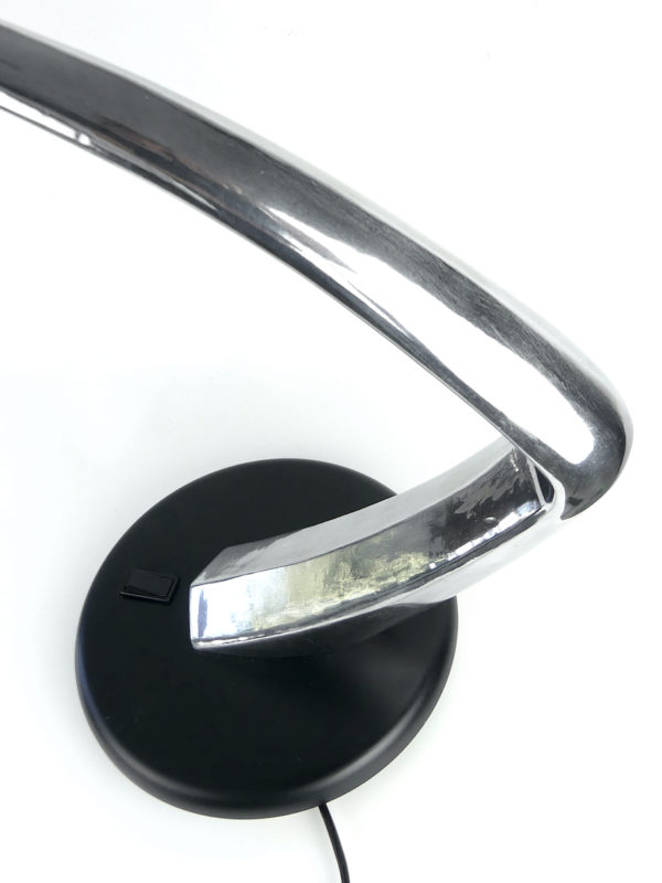 Lampe Boomerang Fase (détail)