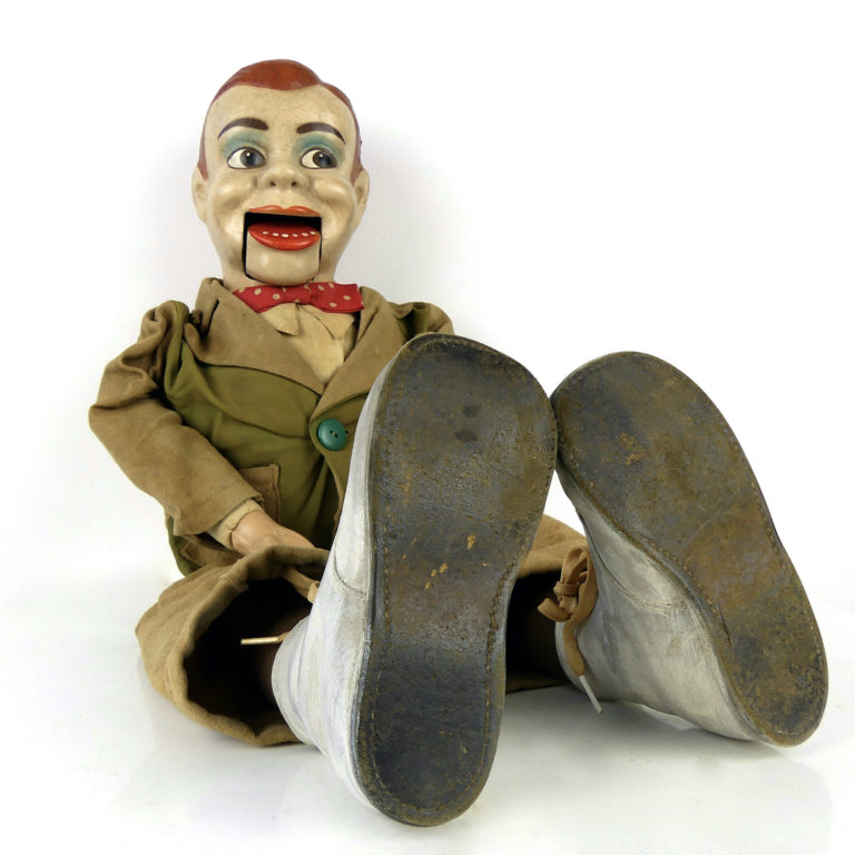 Lit De Poupée Vintage Années 1950 - Bois Et Métal - 55x45x26 Cm - France