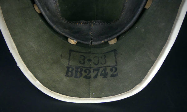 Casque colonial type pain de sucre XIXe (détail intérieur)