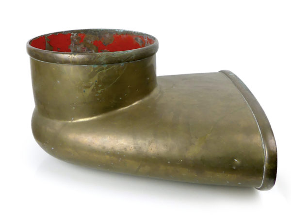 Manche à air de bateau ovoïde en cuivre (profil)