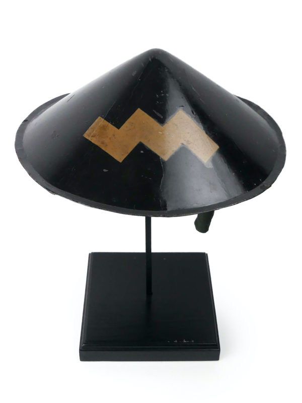 Toppai Jingasa casque meiji laqué noir (dessus)