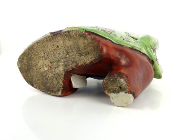 Porcelaine de dignitaire rieur dynastie Qing (dessous)