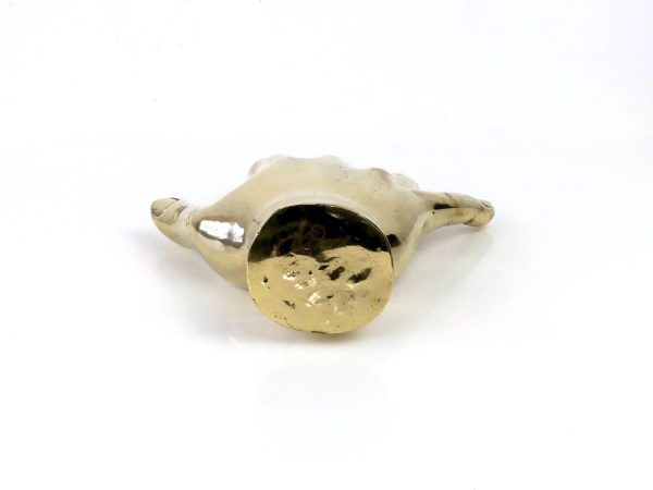 Sculpture main levée avec doigts écartés émoji en laiton (dessous)