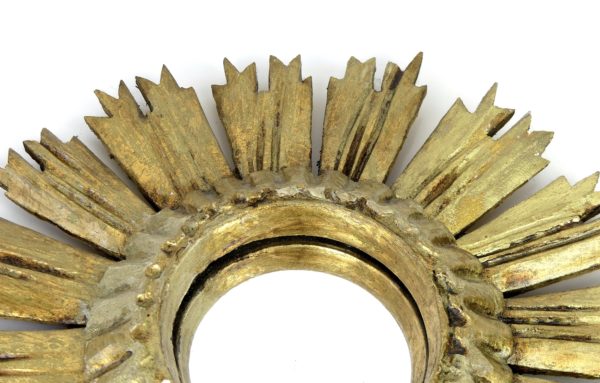 Petit miroir soleil ancien en bois doré œil de sorcière bombé (détail)