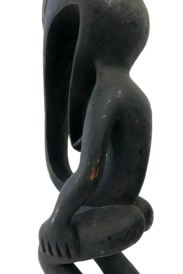 Grande statue d’ancêtre Ramu à bec d’oiseau (détail)