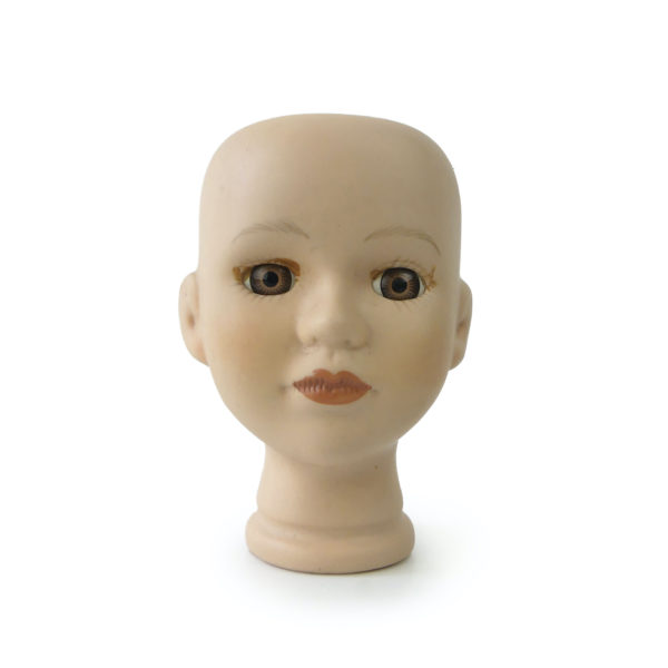 3 têtes de poupée en porcelaine biscuit mi-XXe (tête 3)