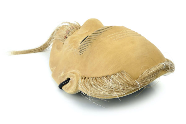 Masque Akobu-jo vieil homme triste signé en bois de cyprès (dessus 3/4)