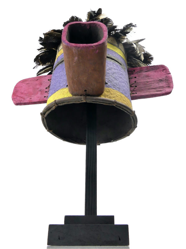 Grand masque heaume rose et violet Kachina Hopi (dessous)