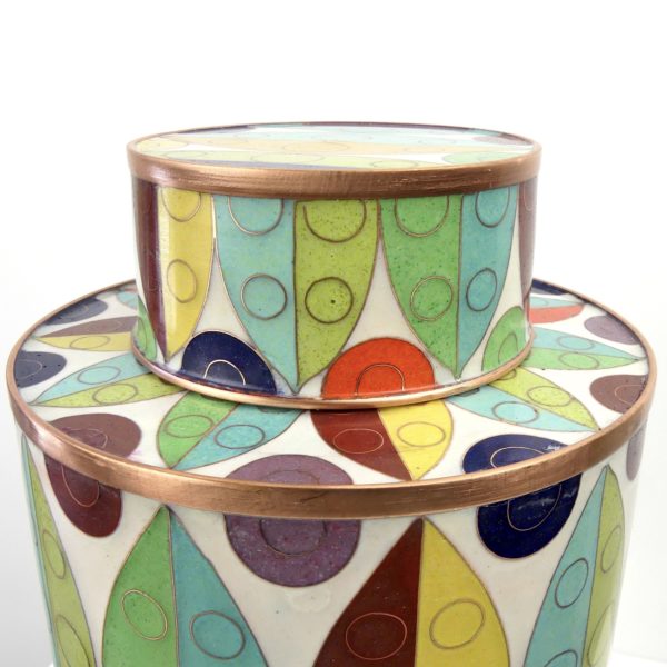 Pot à thé cloisonné blanc et multicolore Fabienne Jouvin (détail)