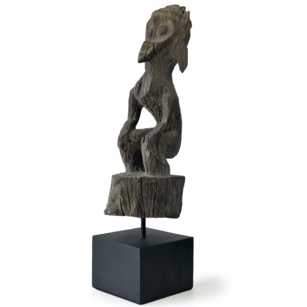 Statue Modang Dayak de Bornéo en bois de fer sur socle (3/4)