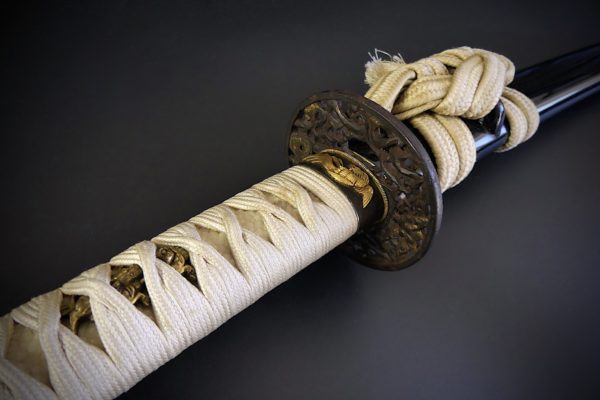Wakizashi long de samouraï en acier Tamahagane Période Edo (détail)