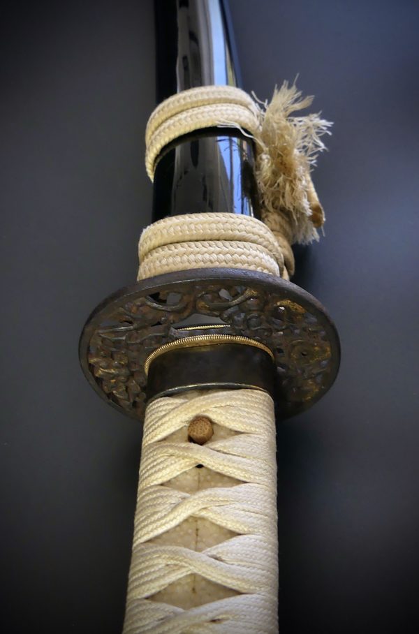 Wakizashi long de samouraï en acier Tamahagane Période Edo (détail)