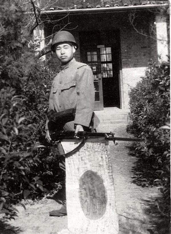 Hinomaru yosegaki drapeau japonais en soie Guerre du Pacifique (soldat)