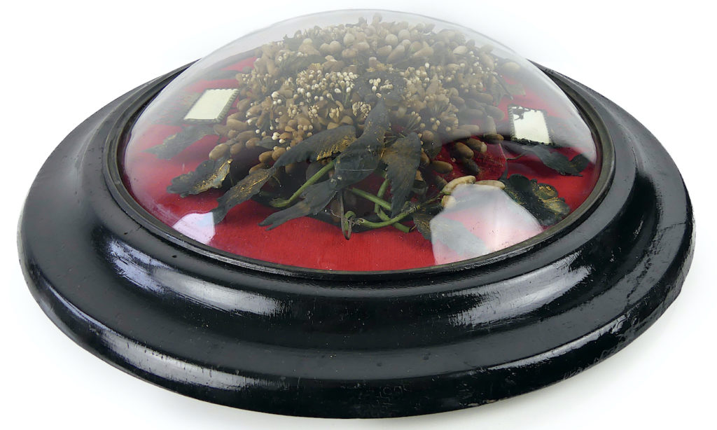 CADRE OVALE VINTAGE FLEURS ROUGE – VERRE BOMBÉ STYLE RÉTRO PARFAIT POUR VOTRE DÉCO