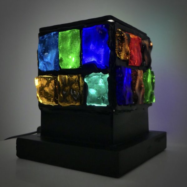 Lampe cube ambiance vitrail design By Bybo France (3/4)