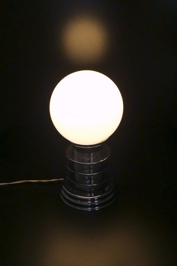 Lampe Space Age vintage design 70’s Espagne (allumée)