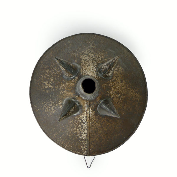 Entonnoir de cave ancien en tôle début XXe (dessus)