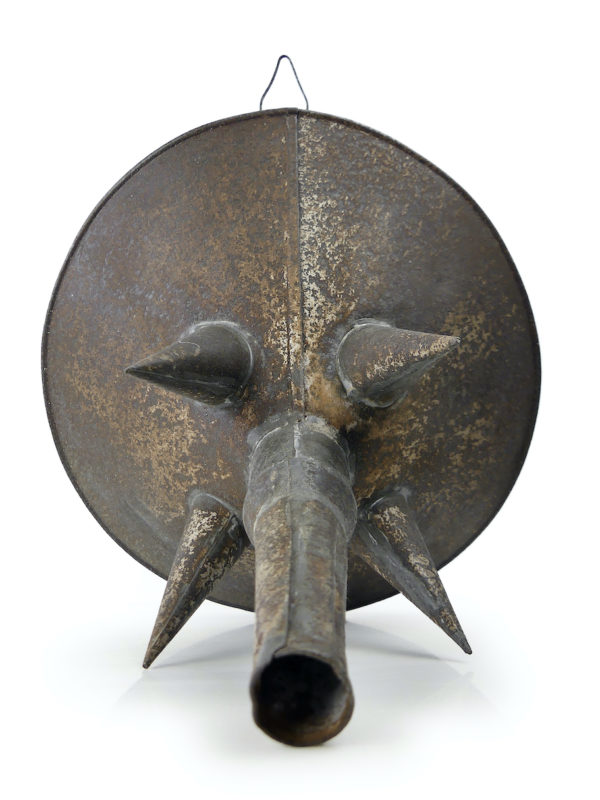 Entonnoir de cave ancien en tôle début XXe (dessous)