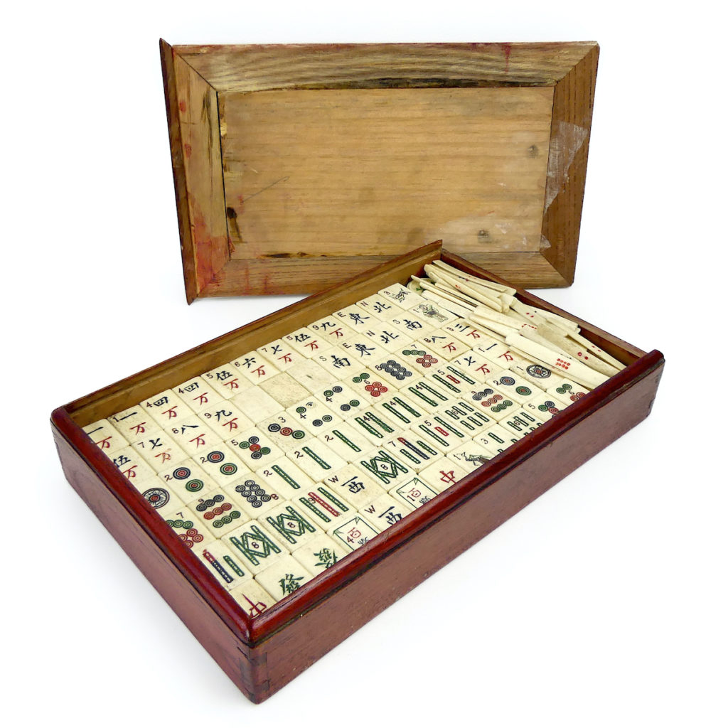 Dyna-Living Jeu De Mahjong Chinois – 144 Tuiles, 2 Dés, étui En Cuir – Compact, Portable – Pour Voyages Et Soirées En Famille