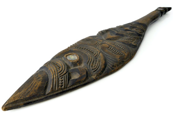 Patu māori ancien en bois léger et ormeau Patuki Teko Teko (3/4)