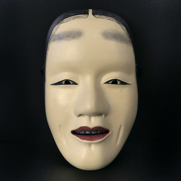 Masque Fukai femme triste aux 3 fossettes Théâtre nô Shōwa (face)